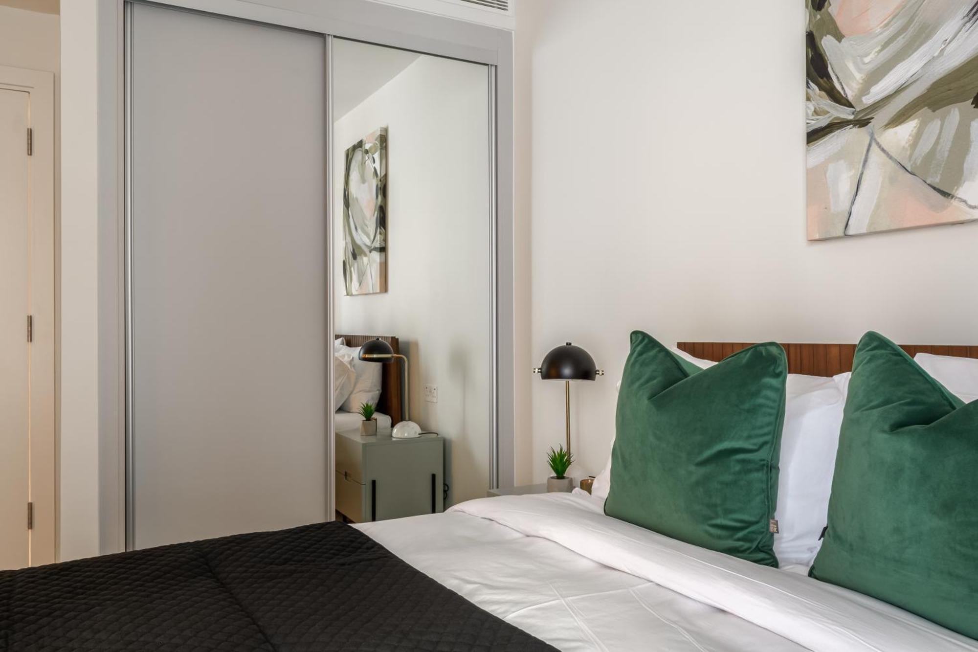 Urban Rest Battersea Apartments London Exterior photo